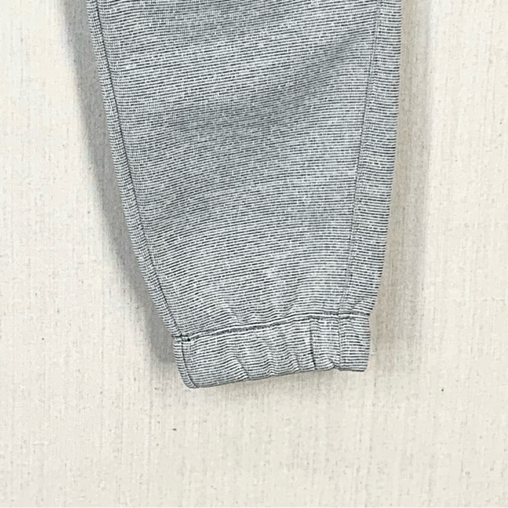 Under Armour Men's Loose Fit Cold Gear Storm Swacket Pants/Joggers - Size Large - Picture 10 of 15